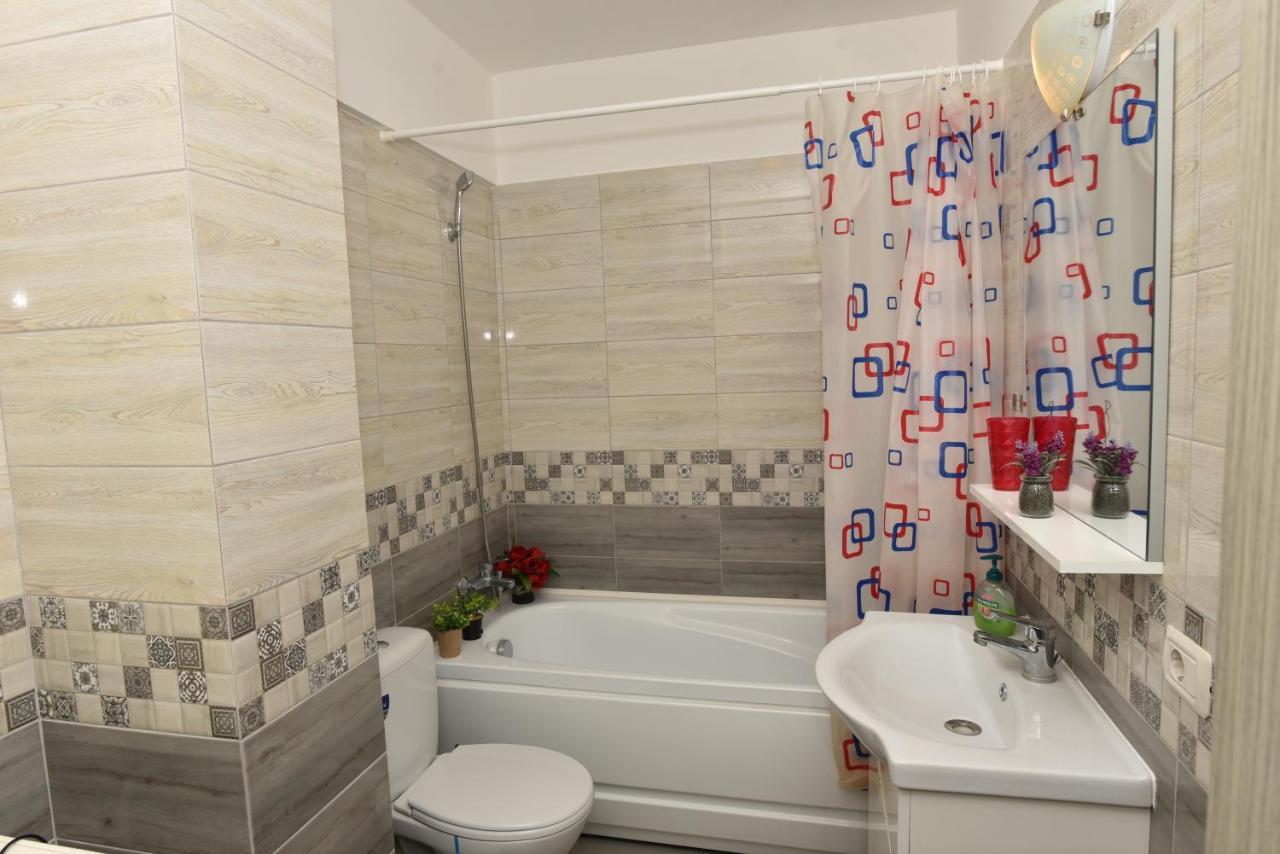Mall Luxury Vi Apartment